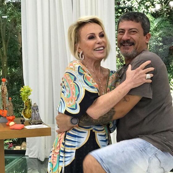 Ana Maria Braga com Louro José, interpretado por Tom Veiga