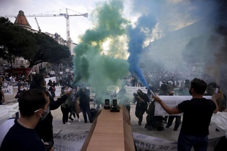 Ljubomir Stanisic, Manifestação Porto