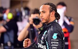 Shakira descartada? Lewis Hamilton visto em iate de luxo com tenista filha de magnata