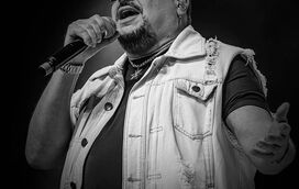 Morreu com covid o vocalista da banda brasileira Roupa Nova que teve enorme sucesso com os temas 'Dona' e 'Linda Demais'