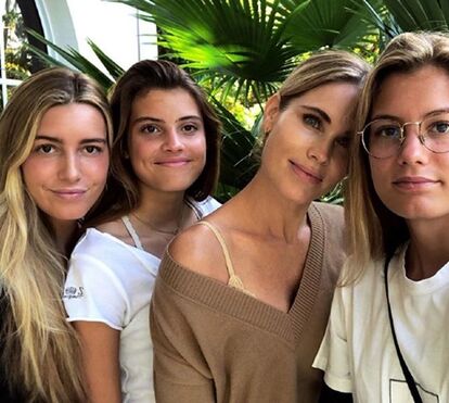 Luís Figo e Helene Svedin juntos em público, mas crise no casamento continua