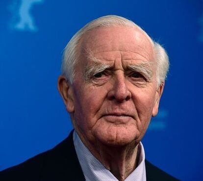 Morreu John Le Carré, genial escritor de livros de espiões