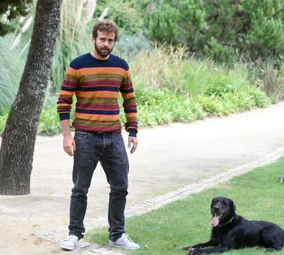 Manzarra indignado com presença de animais no programa de Cristina Ferreira