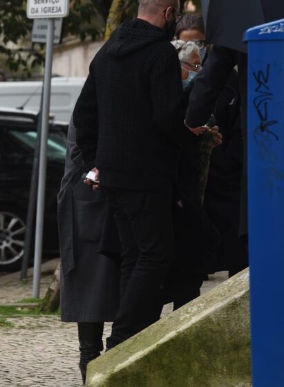 Velório de Sara Carreira 