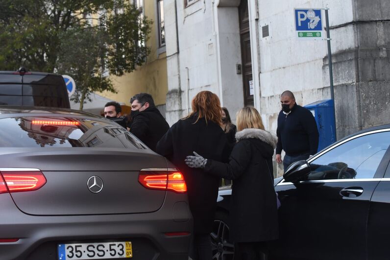 Cristina Ferreira no velório de Sara Carreira