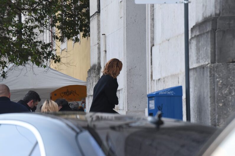 Cristina Ferreira no velório de Sara Carreira