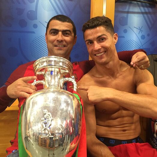 Cristiano Ronaldo e o irmão, Hufo