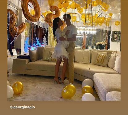 Muito brilho e romance: o Réveillon de Cristiano Ronaldo e Georgina Rodríguez para receber o novo ano