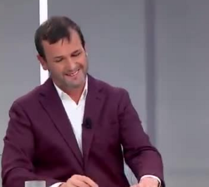 Nova gaffe! Tino de Rans dá lição a Miguel Sousa Tavares depois de novo lapso em direto na TVI