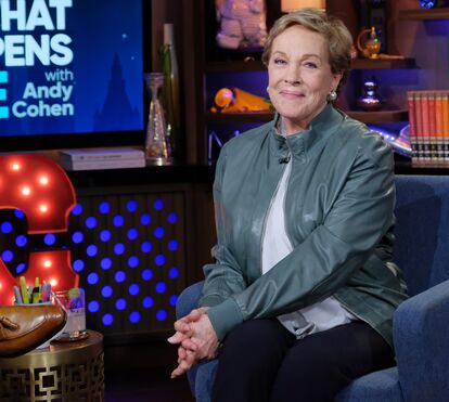 Voz de Julie Andrews brilha em nova série-sensação da Netflix