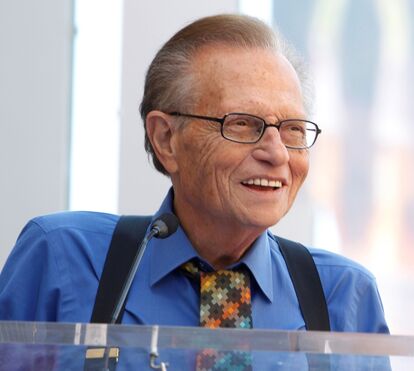 Autópsia revela que causa de morte de Larry King não foi covid 