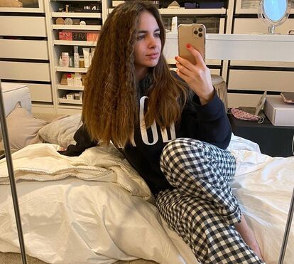 Comovente: Mafalda Sampaio sai do isolamento e mostra primeiro abraço com a filha