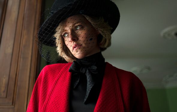 Kirsten Stewart como Diana