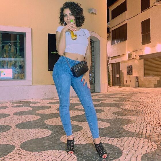 Jessica Fernandes