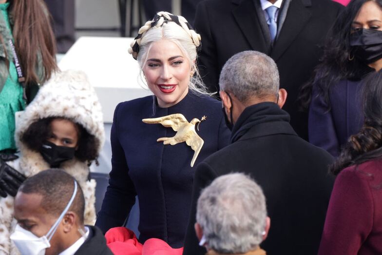 Lady gaga, cantora, hino, joe biden, tomada de posse, presidente