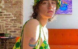 Surpresa! Agência de modelos contrata enteada da vice-presidente dos EUA Kamala Harris