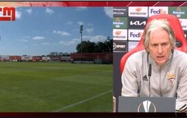Jorge Jesus assina por uma época com o Fenerbahçe