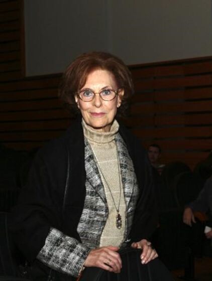 Carmen Dolores