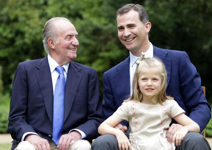 A princesa Leonor com a família