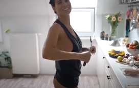 Chef da 'Playboy' diz que Ljubomir Stanisic lhe prometeu a vitória no 'Hell's Kitchen' se ela fosse para a cama com ele