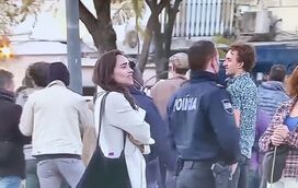 Negacionista?! Atriz Sandra Celas surge sem máscara em manifestação contra confinamento