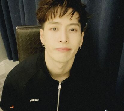 China já iniciou o boicote de marcas ocidentais através de celebridades