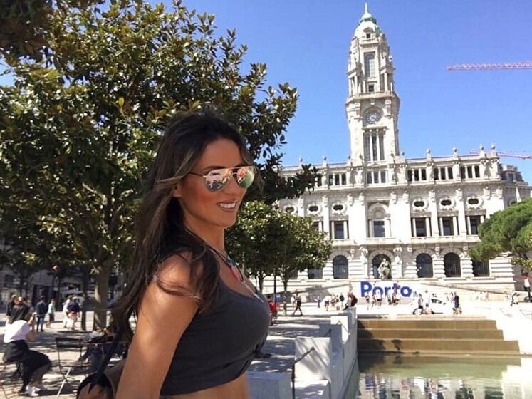Sara Denez, Iker Casillas