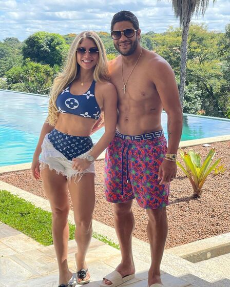 Hulk, Camila Ângelo