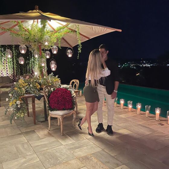 Hulk, Camila Ângelo