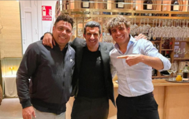 Sorte grande e aproximação. Já viu como estão a envelhecer Luís Figo e Ronaldo Fenómeno?! 