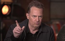 Drogas e álcool: Matthew Perry emociona-se ao recordar o drama do vício durante a série Friends