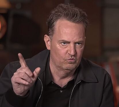 Finalmente explicada a fala arrastada de Matthew Perry no especial de 'Friends', que preocupava os fãs