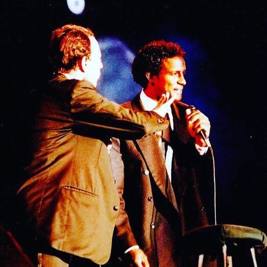 Julio Iglesias, Neno