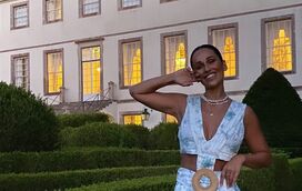 Lugar encantado! Rita Pereira passa fim-de-semana num palácio e levou a família com ela. O companheiro ficou em casa!