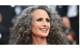 Depois dos 50, o cabelo deve ser curto. Será mesmo assim? E porquê?