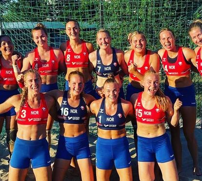 Cantora Pink vai pagar multa à equipa feminina de andebol de praia da Noruega que recusou jogar de biquíni