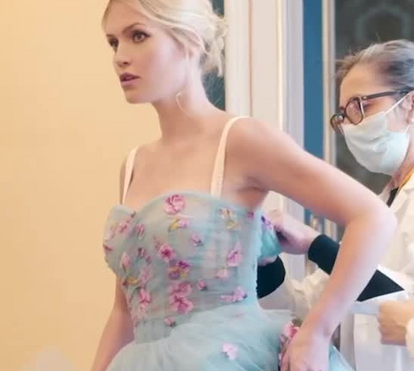Sobrinha da princesa Diana faz cerimónia luxuosa para casar com milionário 32 anos mais velho
