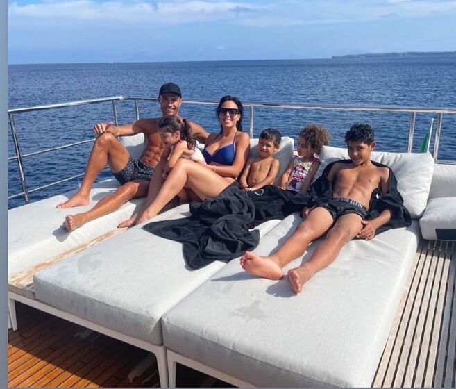 Cristiano Ronaldo, Georgina Rodriguez, Alana, Mateo, Eva, Cristianinho