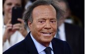 Julio Iglesias demente e em cadeiras de rodas?  O regresso depois de uma longa ausência 