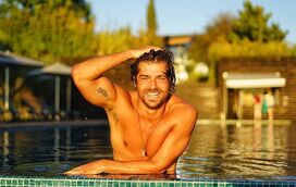 Tudo assumido! Lourenço Ortigão em cenas escaldantes com colega da SIC... e ela diz que "ele é incrível"