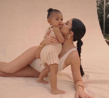 Stormi Webster, a filha de Kylie Jenner e Travis Scott que já é uma figura mediática