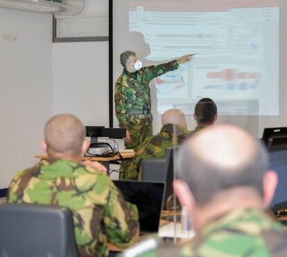 O pesadelo do almirante Gouveia e Melo: vítima de conspiração em momento de glória