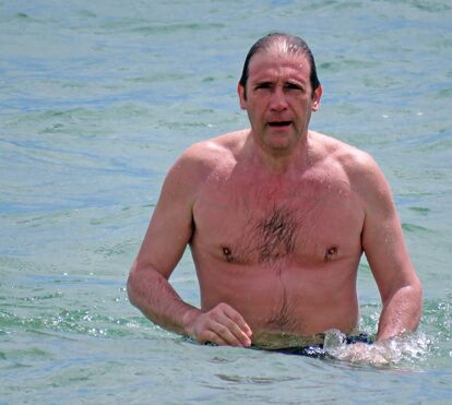 Como Pedro Passos Coelho honra a memória da mulher nas férias de sempre no Algarve
