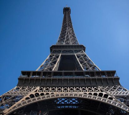 Paris abranda: condutores não poderão exceder os 30 km/h na capital francesa