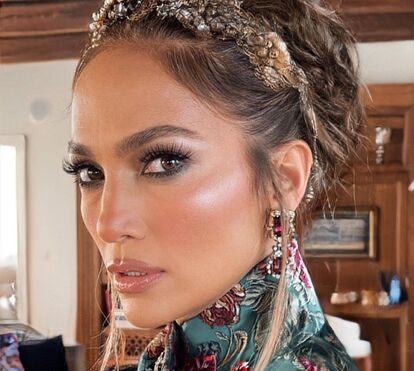 Jennifer Lopez arrasa em desfile Dolce&Gabbana