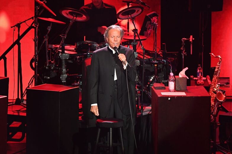 Julio Iglesias