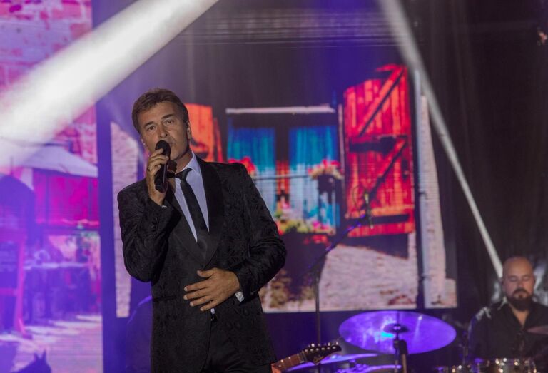 Tony Carreira