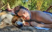 Bruno Gomes d'Almeida afirma que está apaixonado por alguém do 'BB' e é criticado
