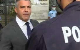 Momentos de tensão com juiz negacionsita: “Não se atrevam a tocar-me", gritou para os agentes da PSP