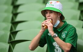 Alerta! Comer um cachorro-quente reduz tempo de vida útil